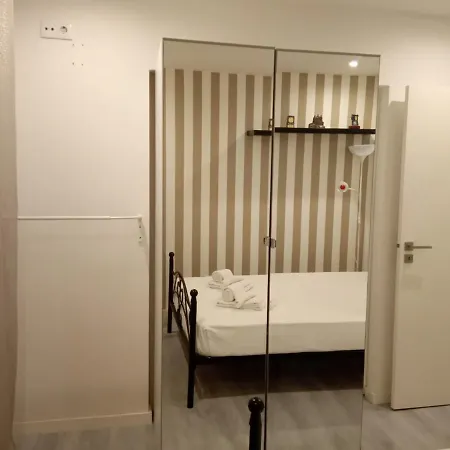 Porto Beach House Вила-Нова-ди-Гая