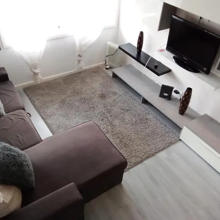 Porto Beach House * Вила-Нова-ди-Гая